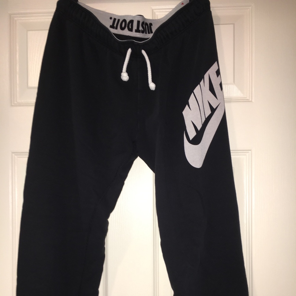 Nike Capri sweatpants